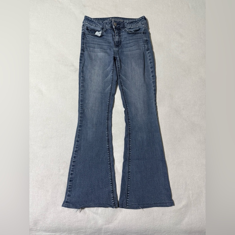 American Eagle Jeans Womens Size 2 Blue Artist Flare Hi Rise Stretch Medium Wash